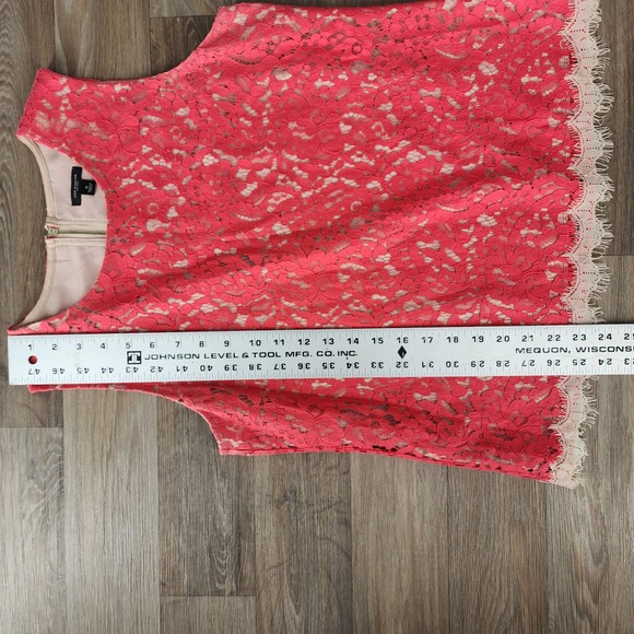 Ann Taylor Coral Lace Sleeveless Zipper Back Top Women's Size 8 - Picture 6 of 12
